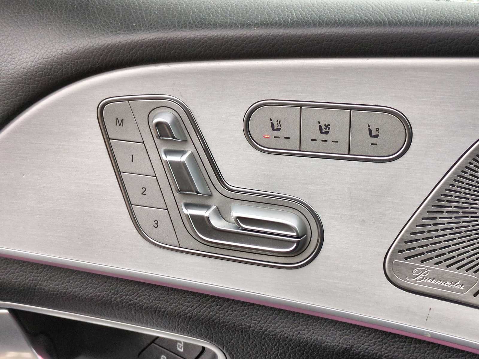 Thumbnail: 2025 Mercedes-Benz GLE - 17