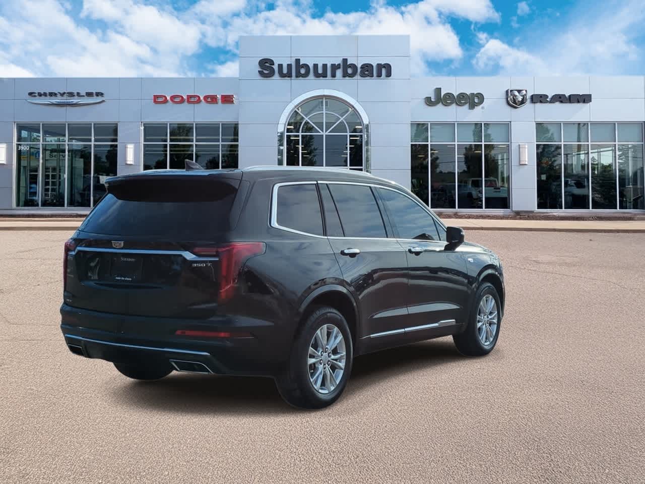 Thumbnail: 2024 Cadillac XT6 - 8