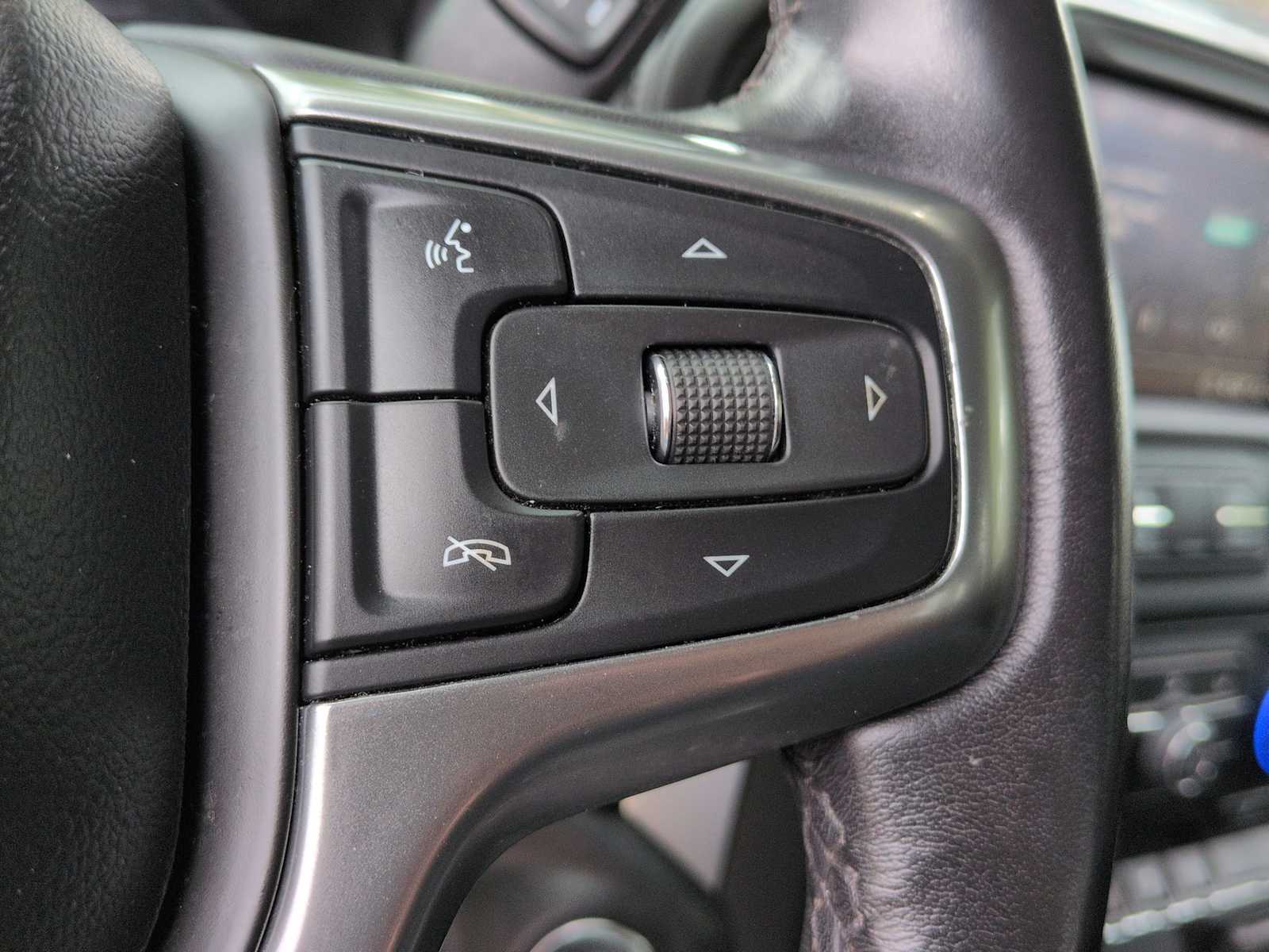 Thumbnail: 2020 Chevrolet Silverado 1500 - 23