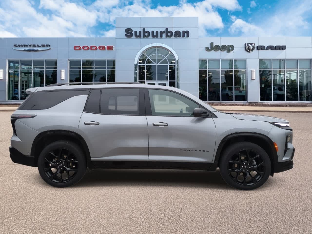 Thumbnail: 2024 Chevrolet Traverse - 9