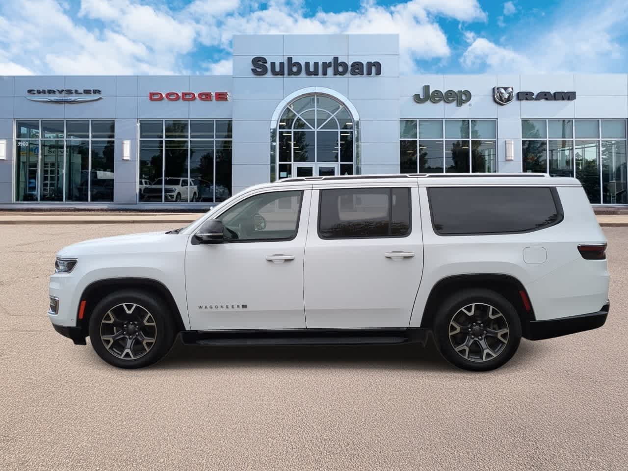 Thumbnail: 2024 Jeep Wagoneer - 5