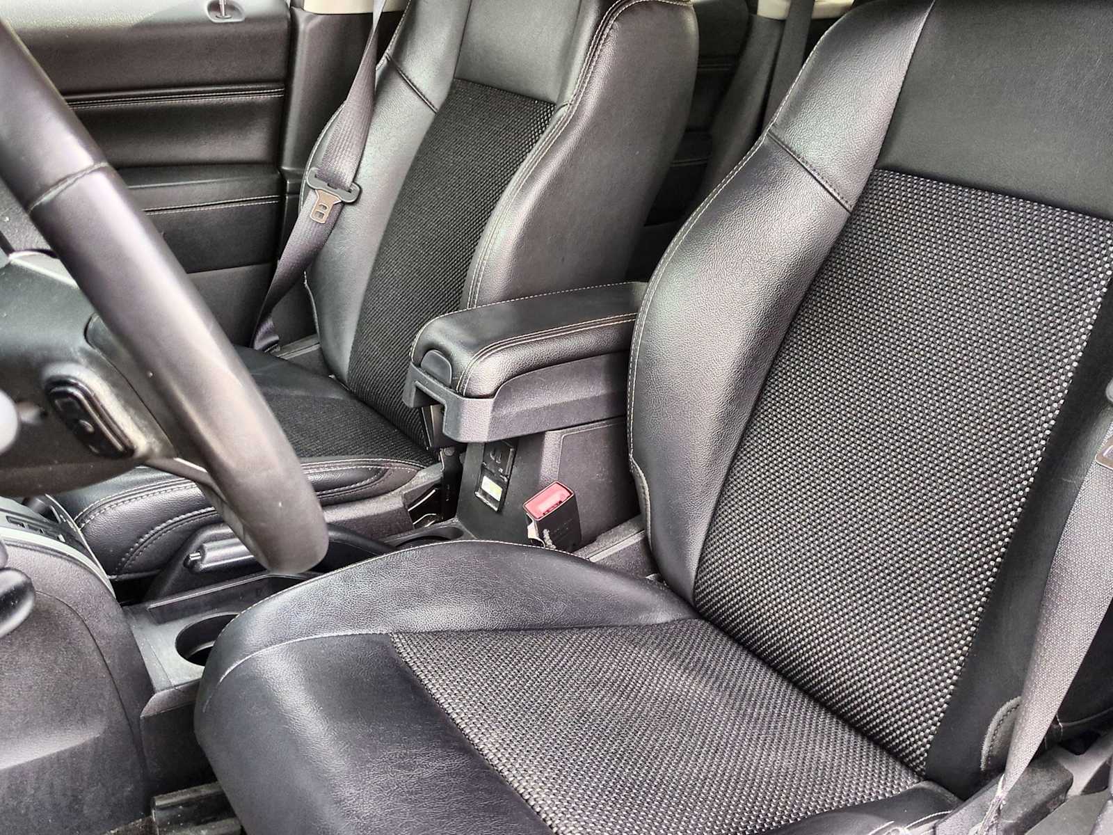 2017 Jeep Compass Latitude 17
