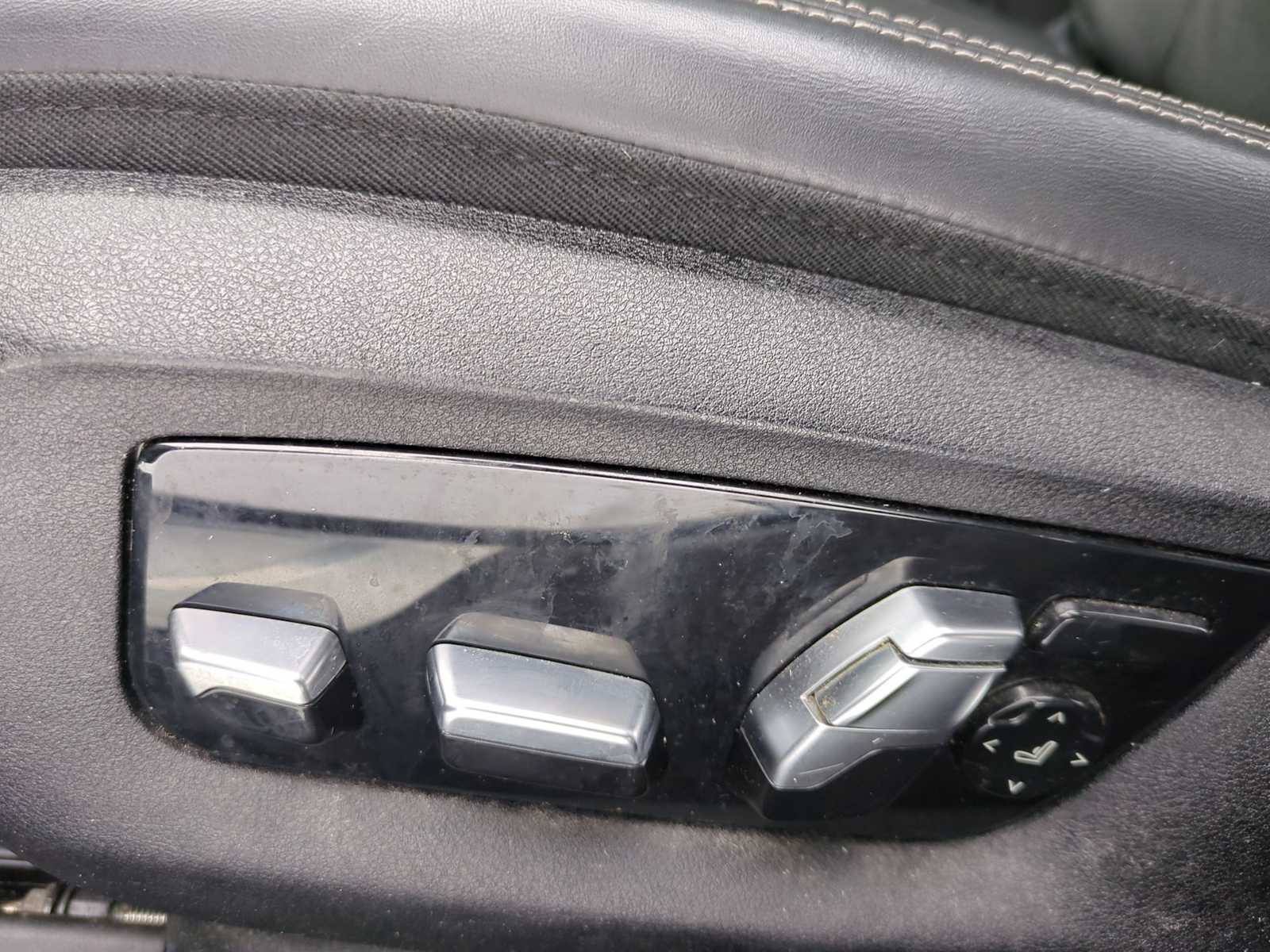 Thumbnail: 2020 BMW 7 Series - 17