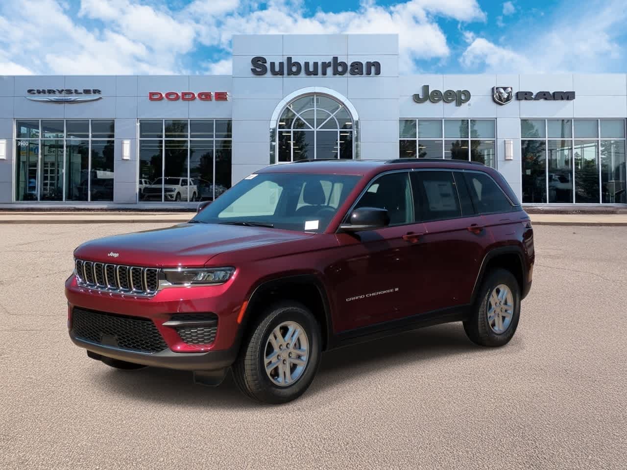 2025 Jeep Grand Cherokee Laredo photo 3