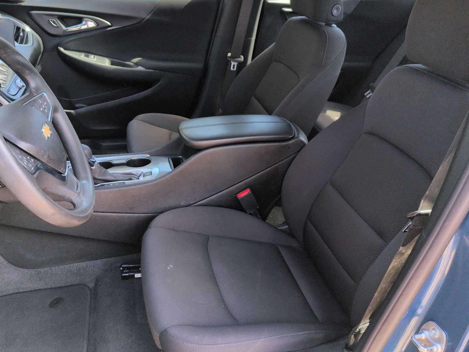 Thumbnail: 2024 Chevrolet Malibu - 17