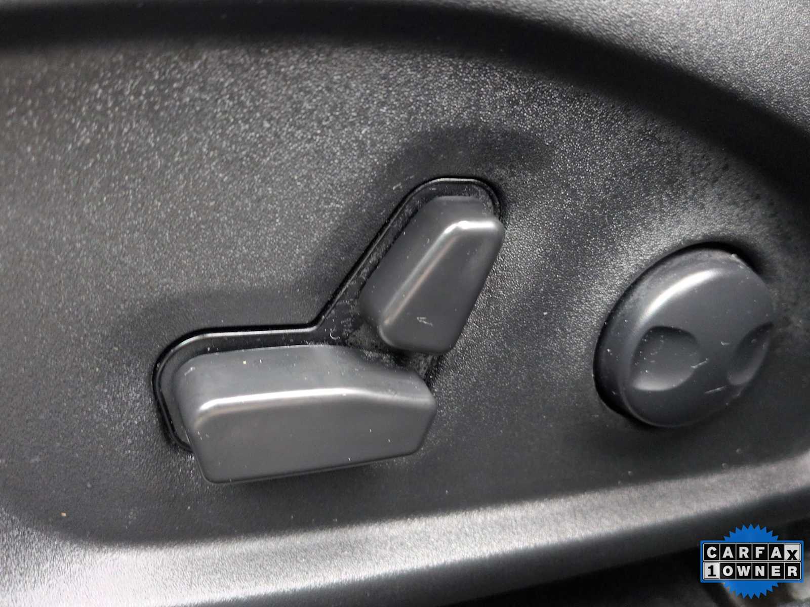 Thumbnail: 2023 Jeep Compass - 25