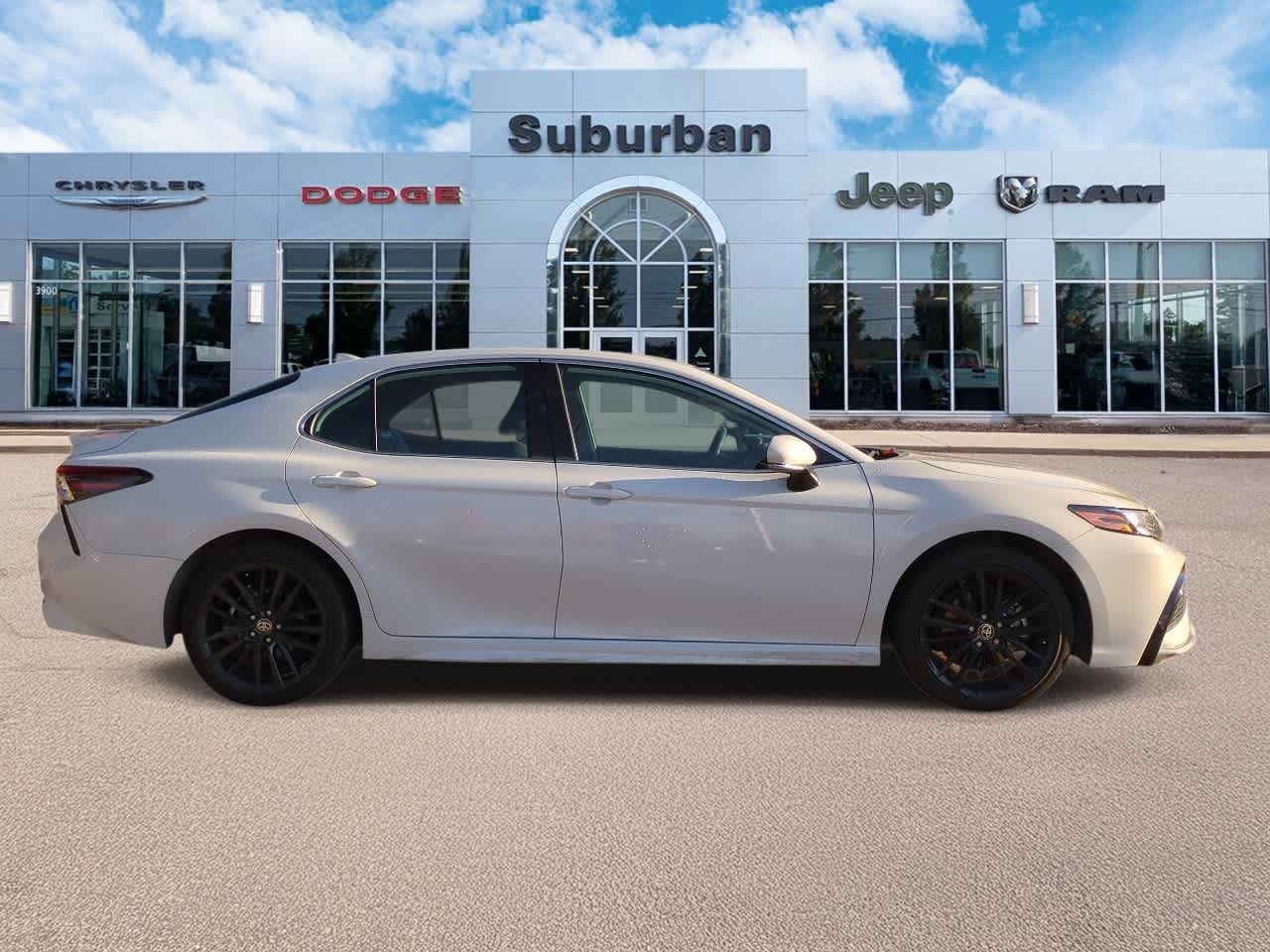 Thumbnail: 2024 Toyota Camry - 9