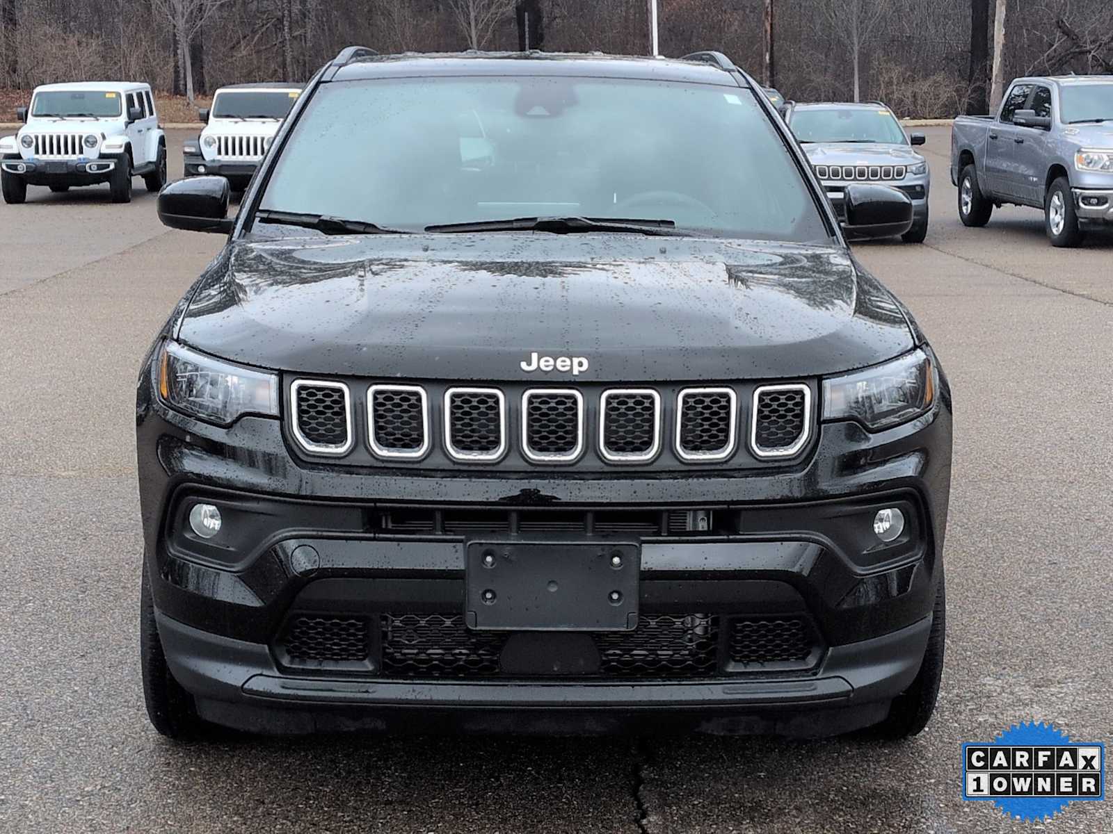 Thumbnail: 2023 Jeep Compass - 17
