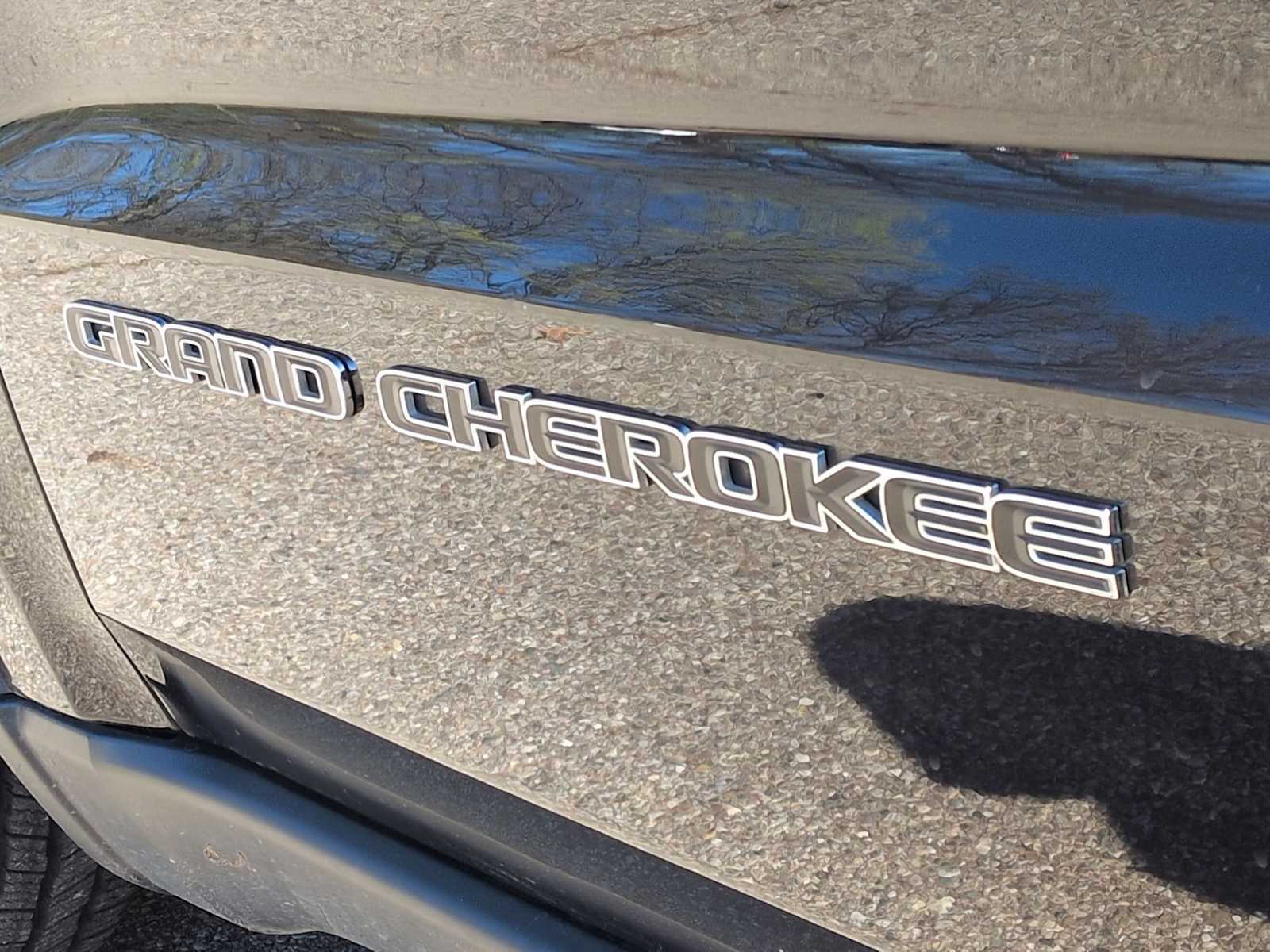 Thumbnail: 2020 Jeep Grand Cherokee - 13