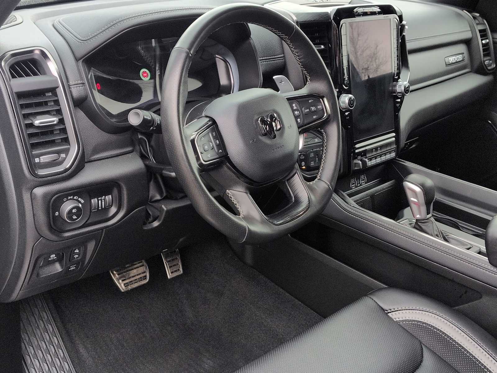 Thumbnail: 2025 RAM 1500 - 10