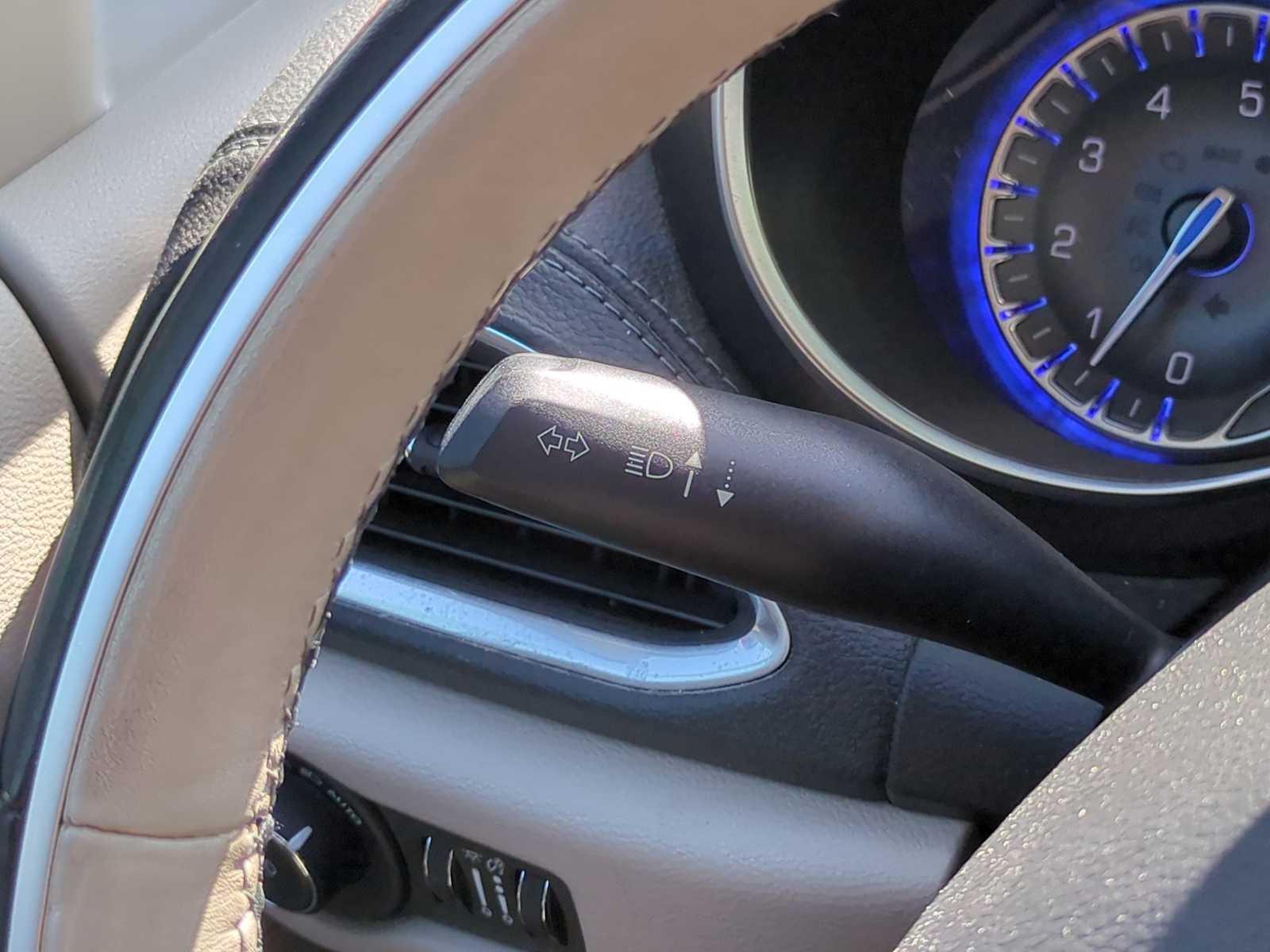 Thumbnail: 2020 Chrysler Pacifica - 29