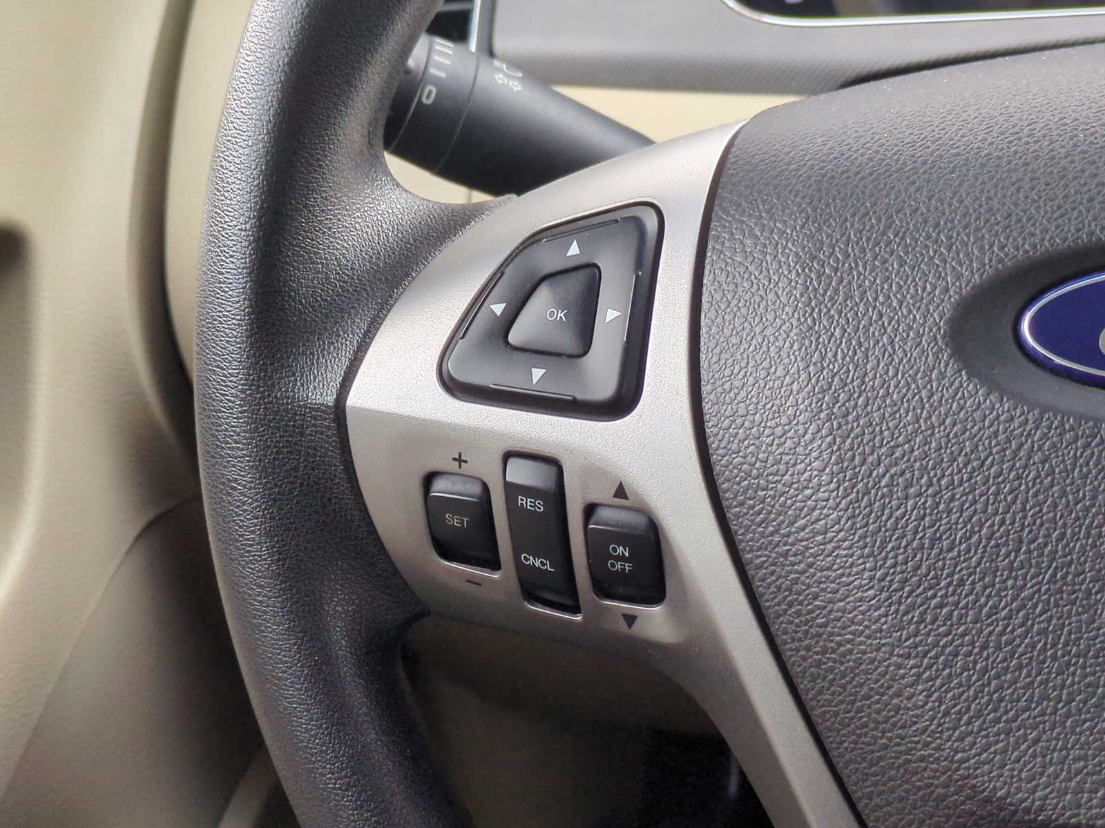 Thumbnail: 2017 Ford Taurus - 23