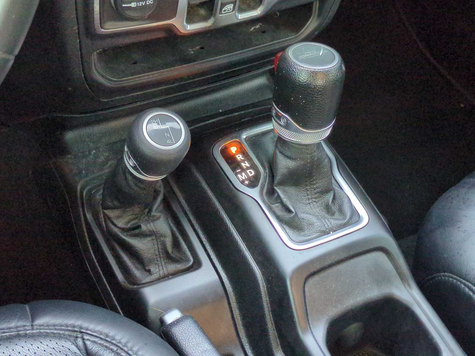 Thumbnail: 2023 Jeep Gladiator - 33