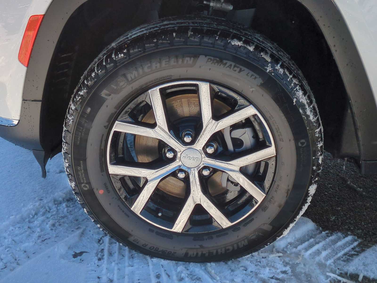 Thumbnail: 2025 Jeep Grand Cherokee L - 14