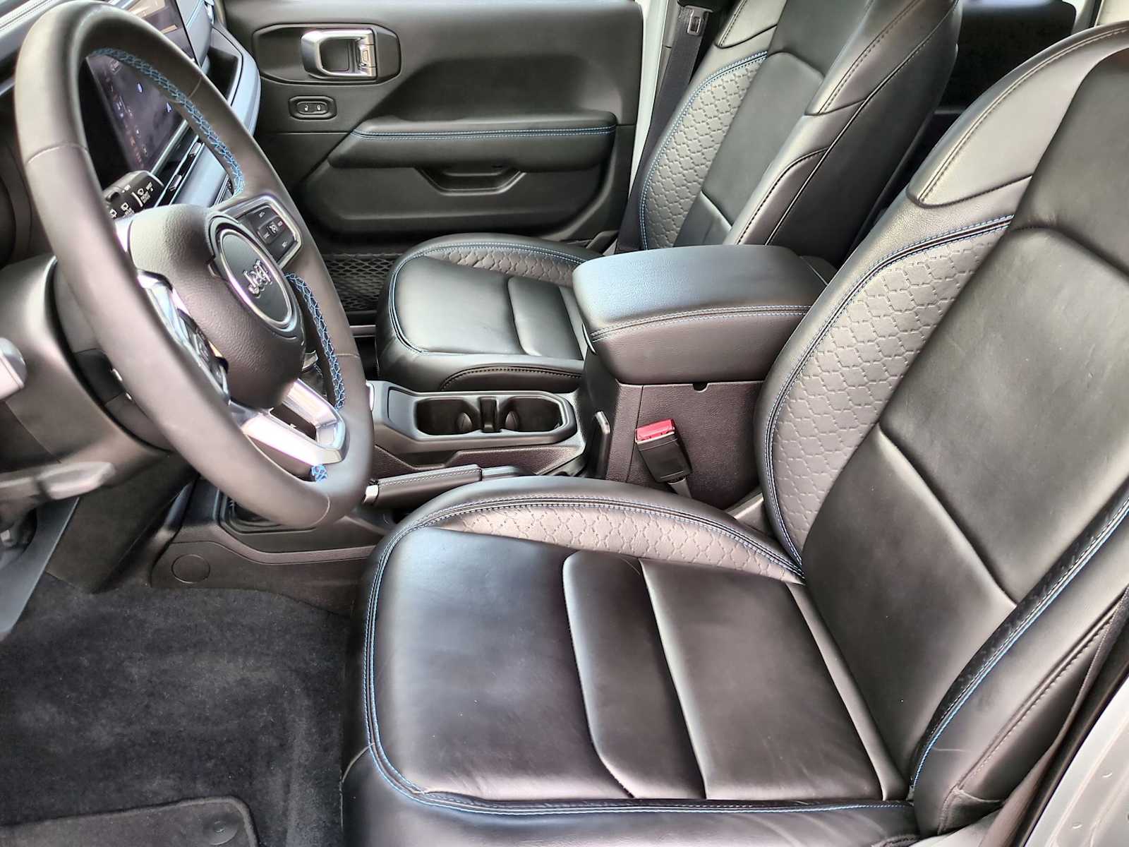 Thumbnail: 2024 Jeep Wrangler - 16