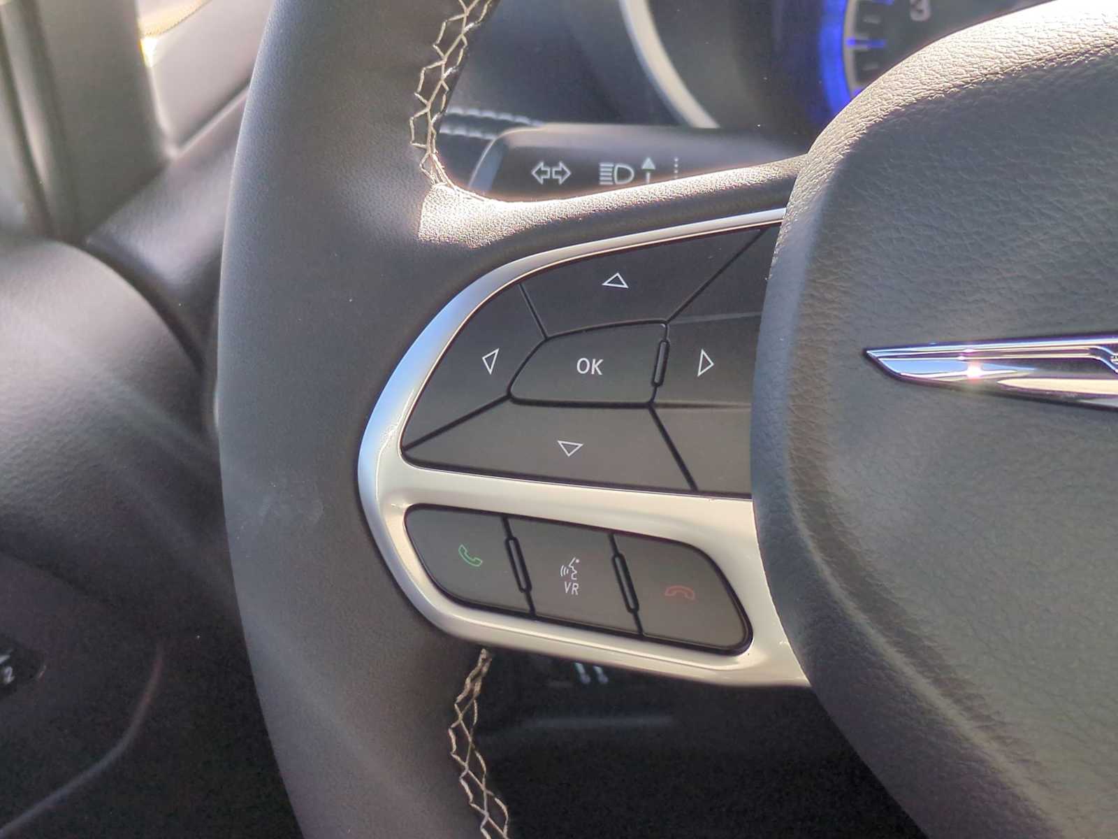 Thumbnail: 2026 Chrysler Pacifica - 23