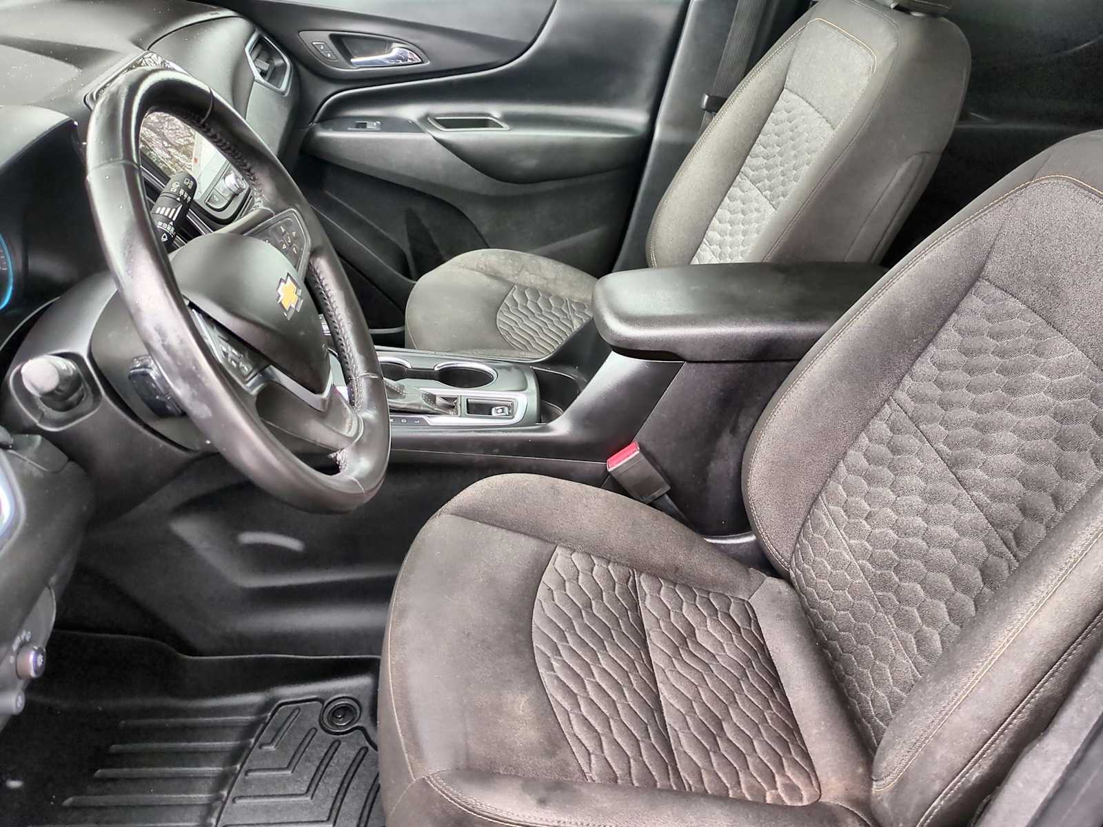 Thumbnail: 2019 Chevrolet Equinox - 16