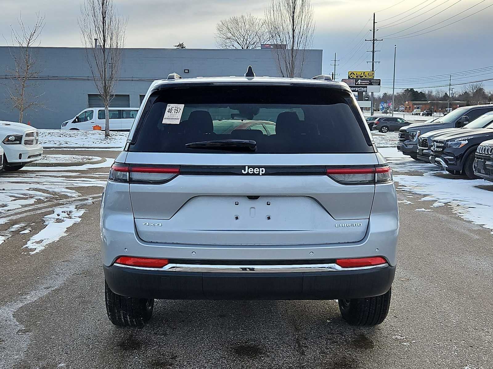 Thumbnail: 2025 Jeep Grand Cherokee - 13