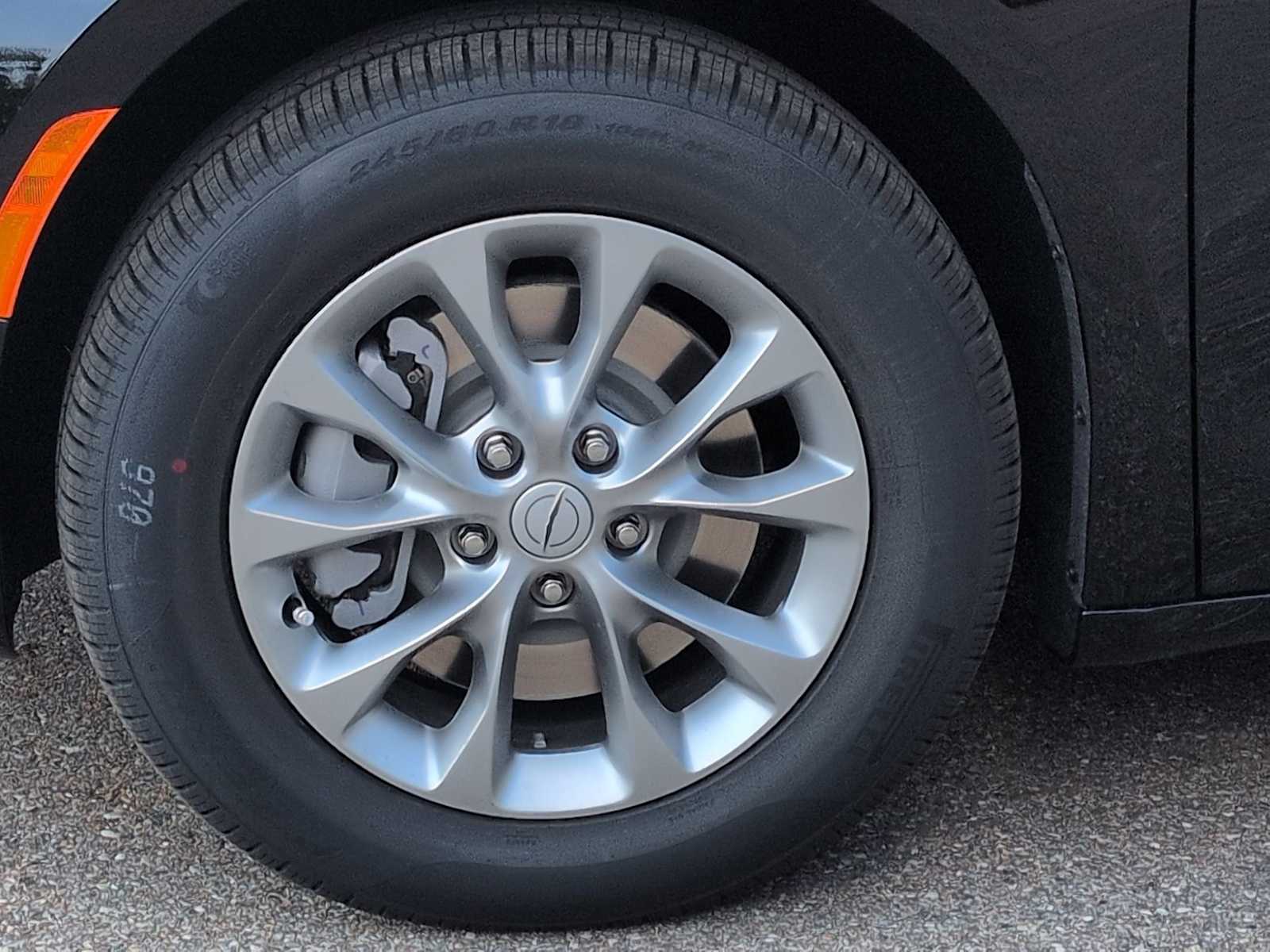 Thumbnail: 2026 Chrysler Pacifica - 14