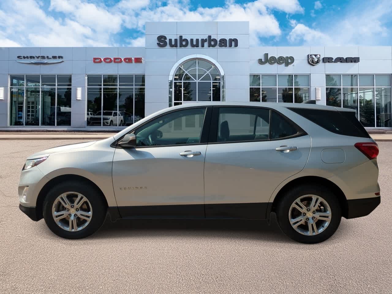 Thumbnail: 2019 Chevrolet Equinox - 5