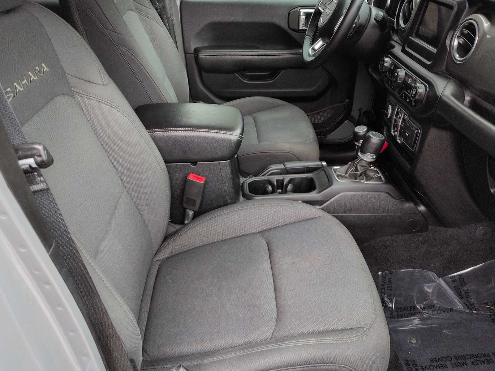 Thumbnail: 2018 Jeep Wrangler - 21