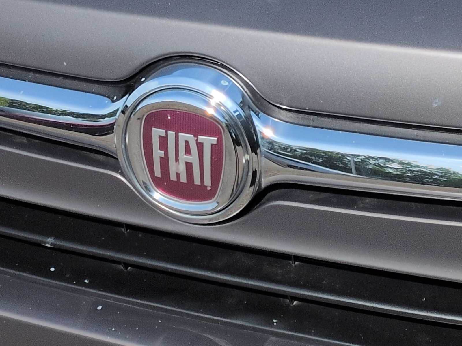 Thumbnail: 2016 Fiat 500X - 11