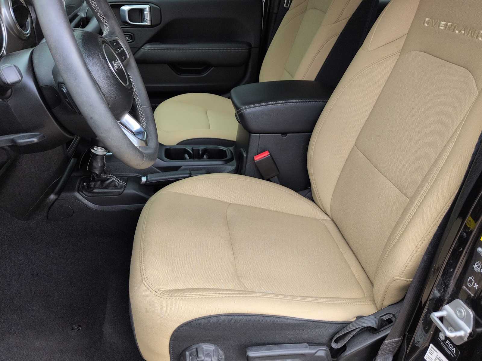 Thumbnail: 2023 Jeep Gladiator - 16