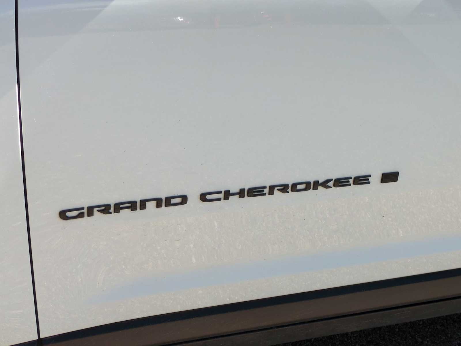 Thumbnail: 2024 Jeep Grand Cherokee L - 13
