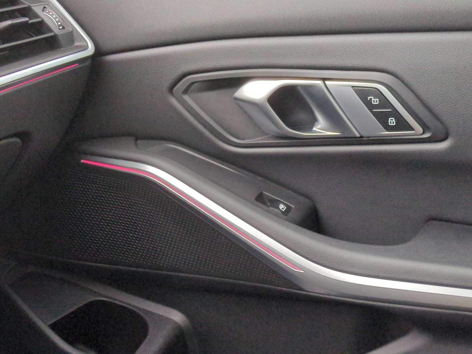 Thumbnail: 2023 BMW 3 Series - 38