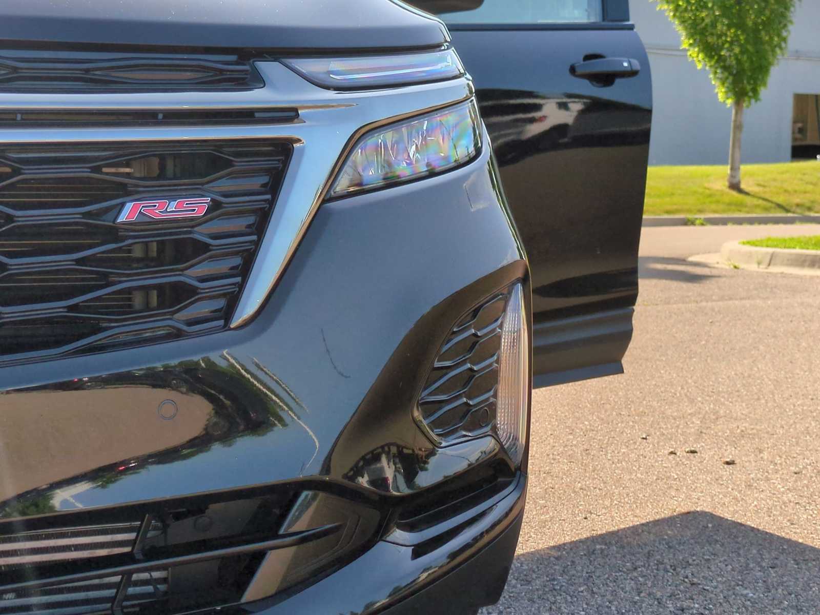 Thumbnail: 2022 Chevrolet Equinox - 11