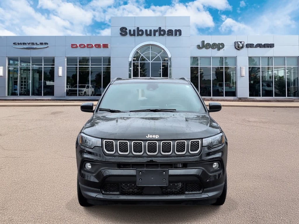 Used 2023 Jeep Compass Latitude Lux SUV