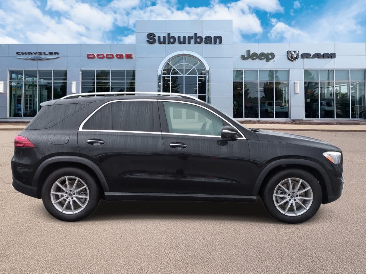 Thumbnail: 2025 Mercedes-Benz GLE - 9