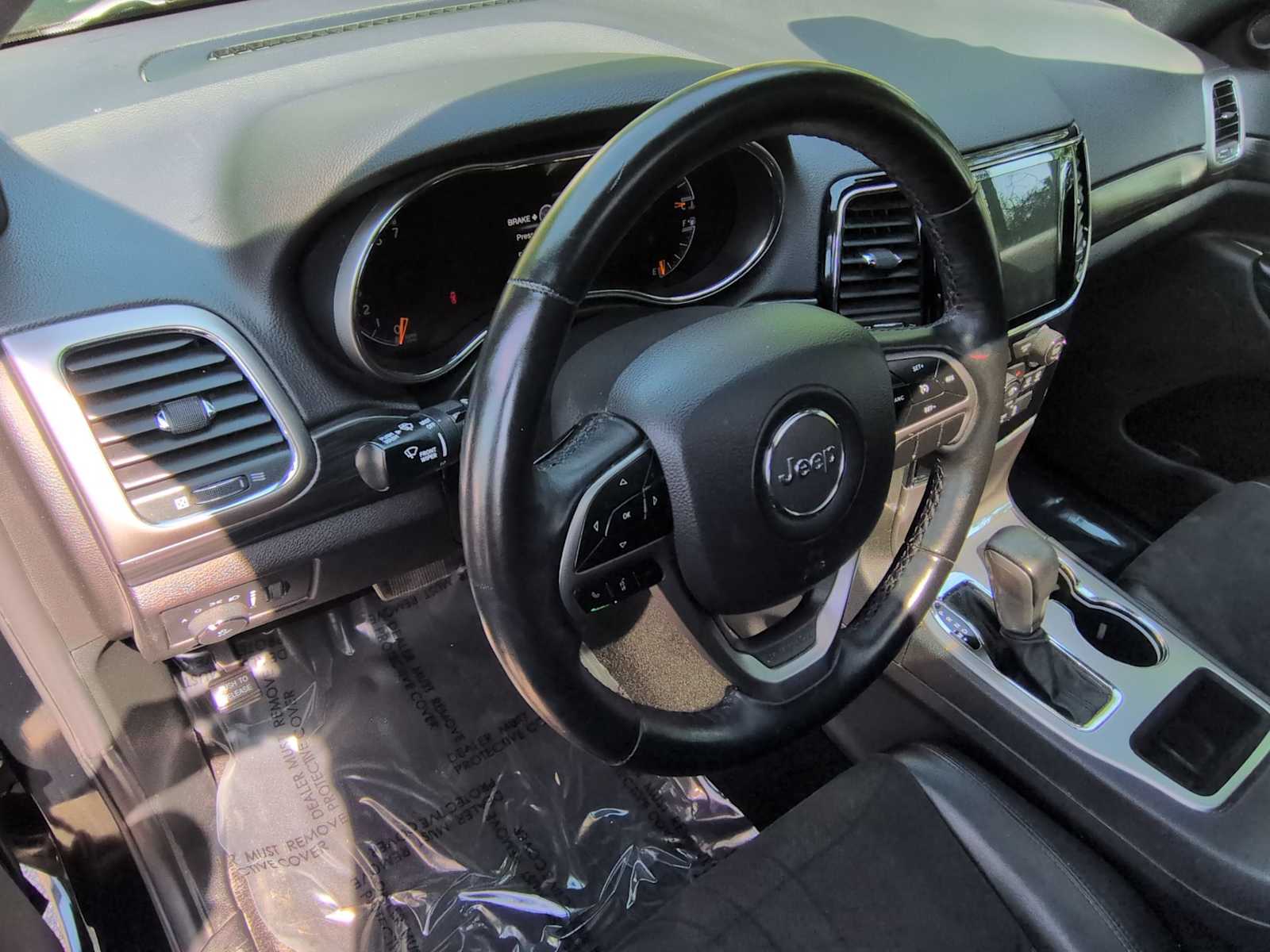 Thumbnail: 2019 Jeep Grand Cherokee - 10