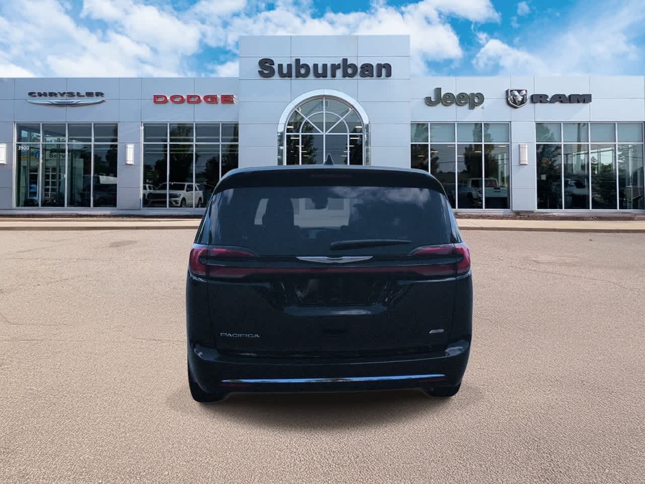 Thumbnail: 2026 Chrysler Pacifica - 7