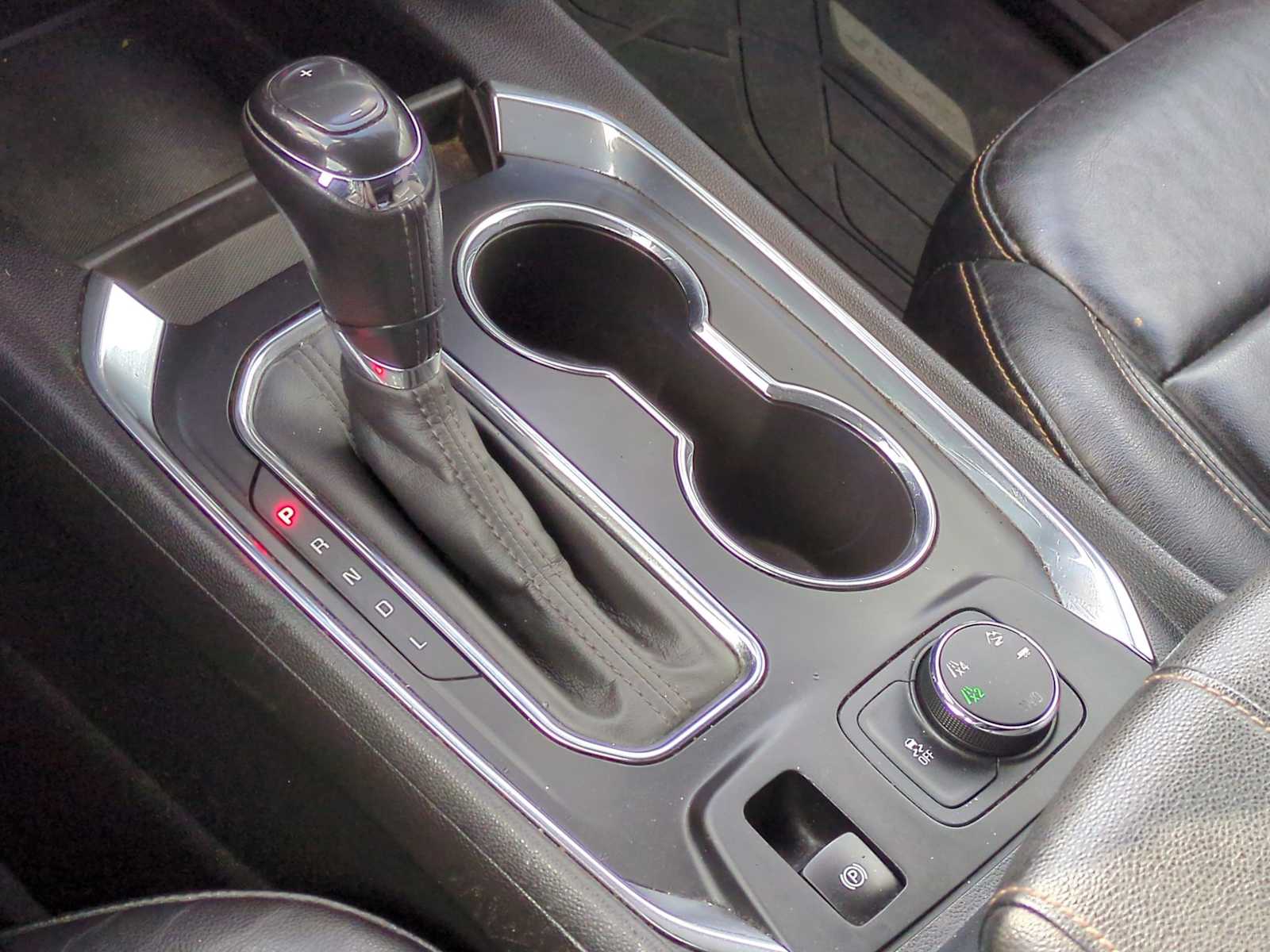 Thumbnail: 2018 Chevrolet Traverse - 34