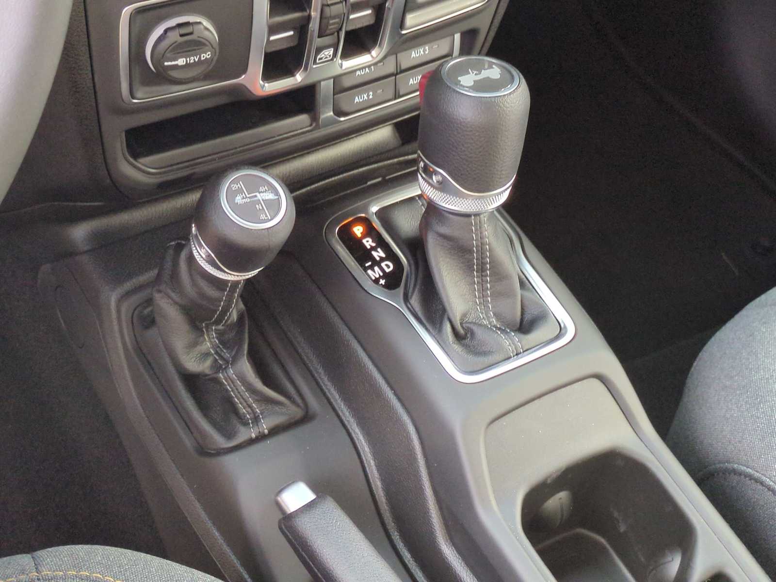 Thumbnail: 2025 Jeep Wrangler - 33