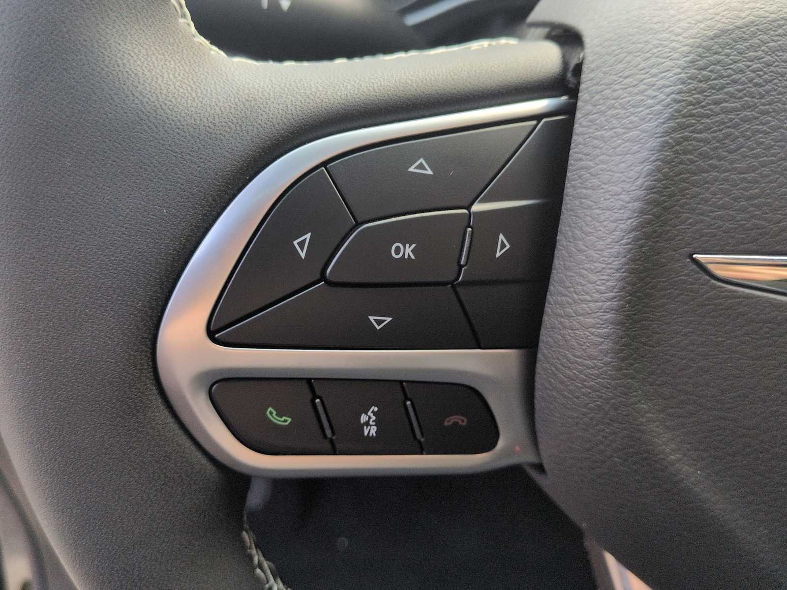 Thumbnail: 2026 Chrysler Pacifica - 26