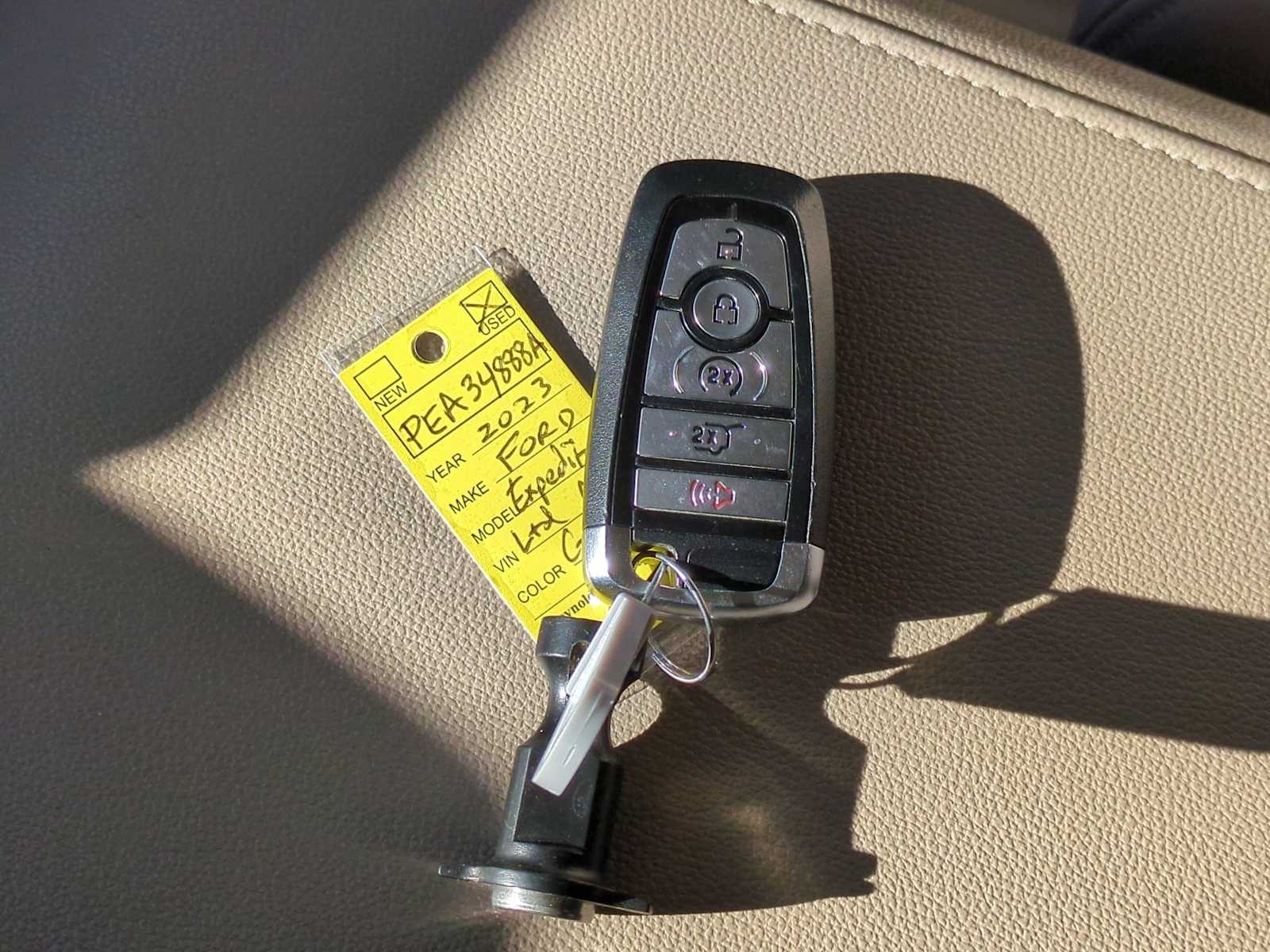 Thumbnail: 2023 Ford Expedition MAX - 35