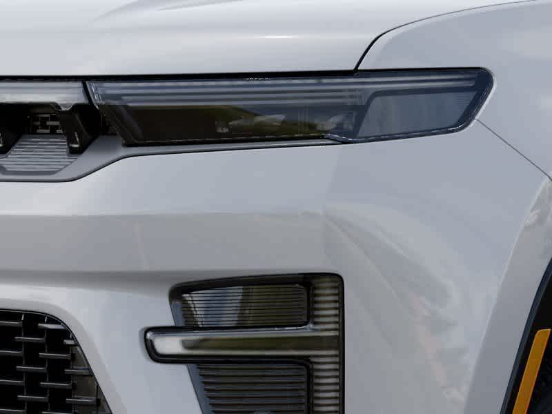 Thumbnail: 2026 Jeep Grand Wagoneer L - 10