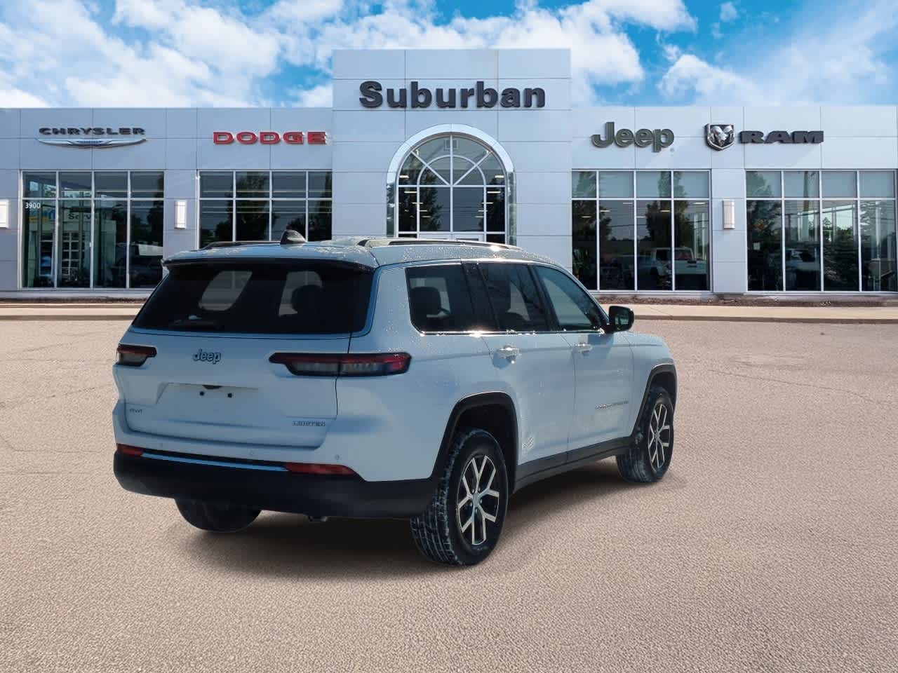 Thumbnail: 2025 Jeep Grand Cherokee L - 8