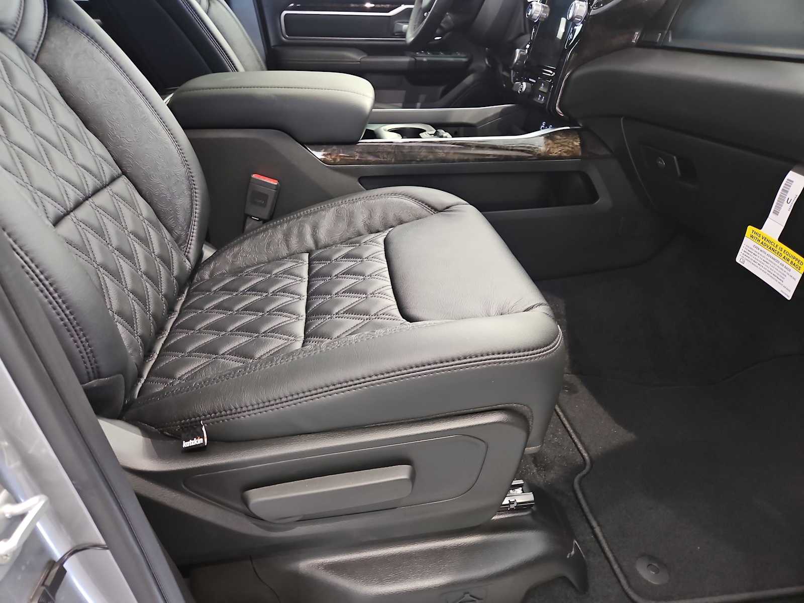 Thumbnail: 2026 RAM 1500 - 19