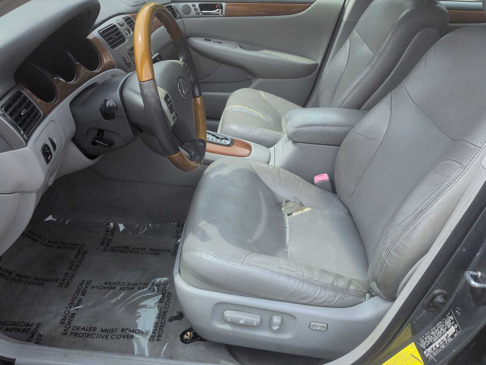 Thumbnail: 2005 Lexus ES - 16