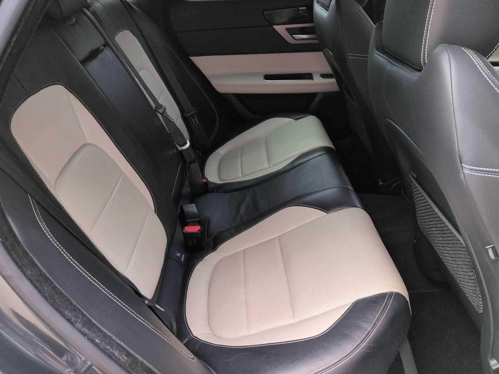 Thumbnail: 2016 Jaguar XF - 20