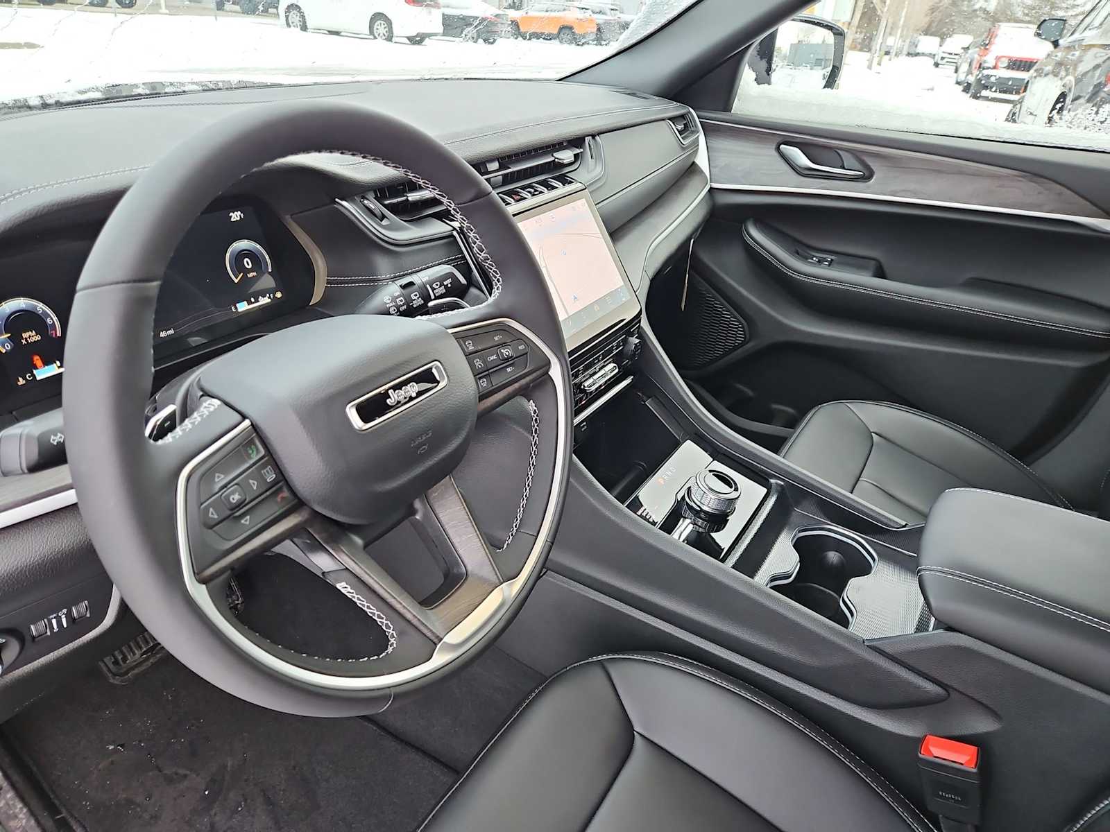 Thumbnail: 2025 Jeep Grand Cherokee L - 10