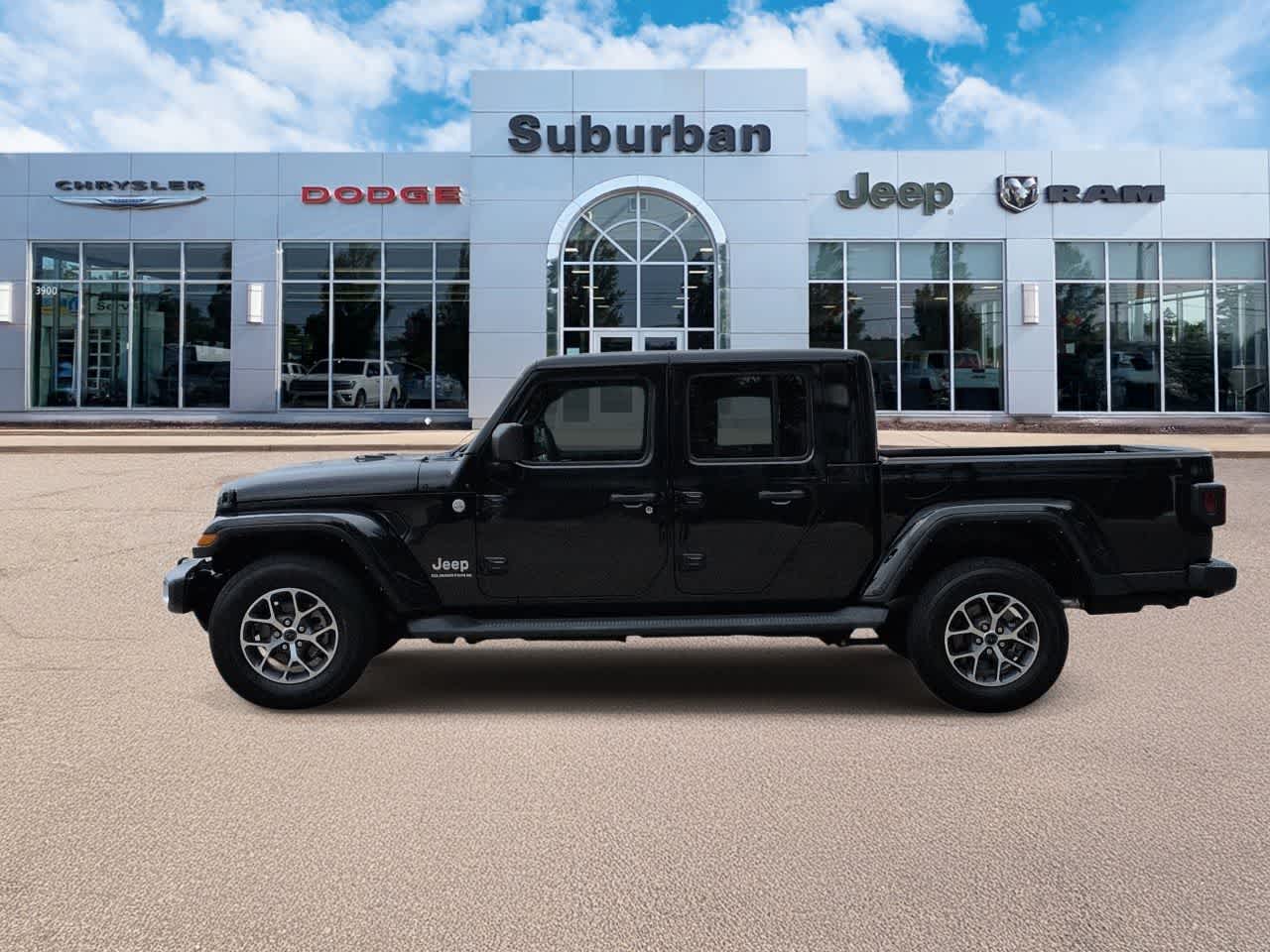 Thumbnail: 2023 Jeep Gladiator - 5