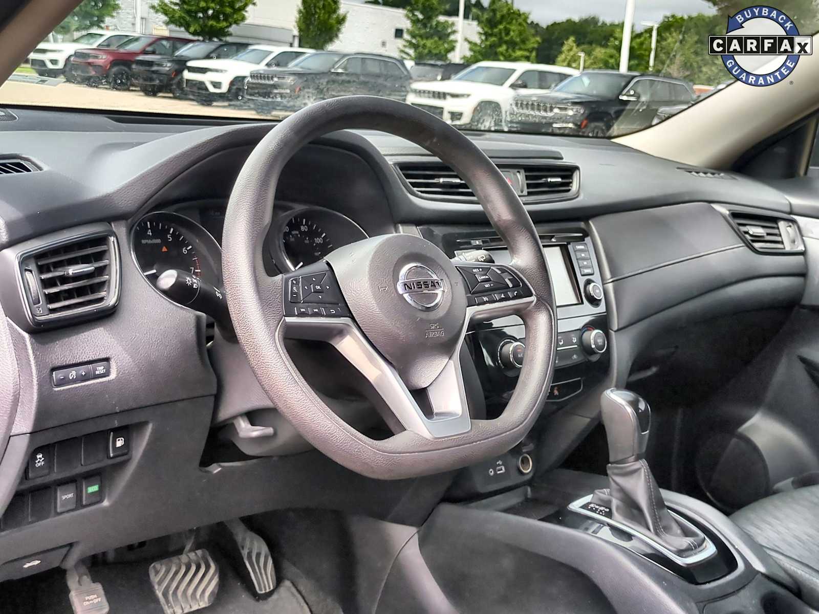 Thumbnail: 2018 Nissan Rogue - 10