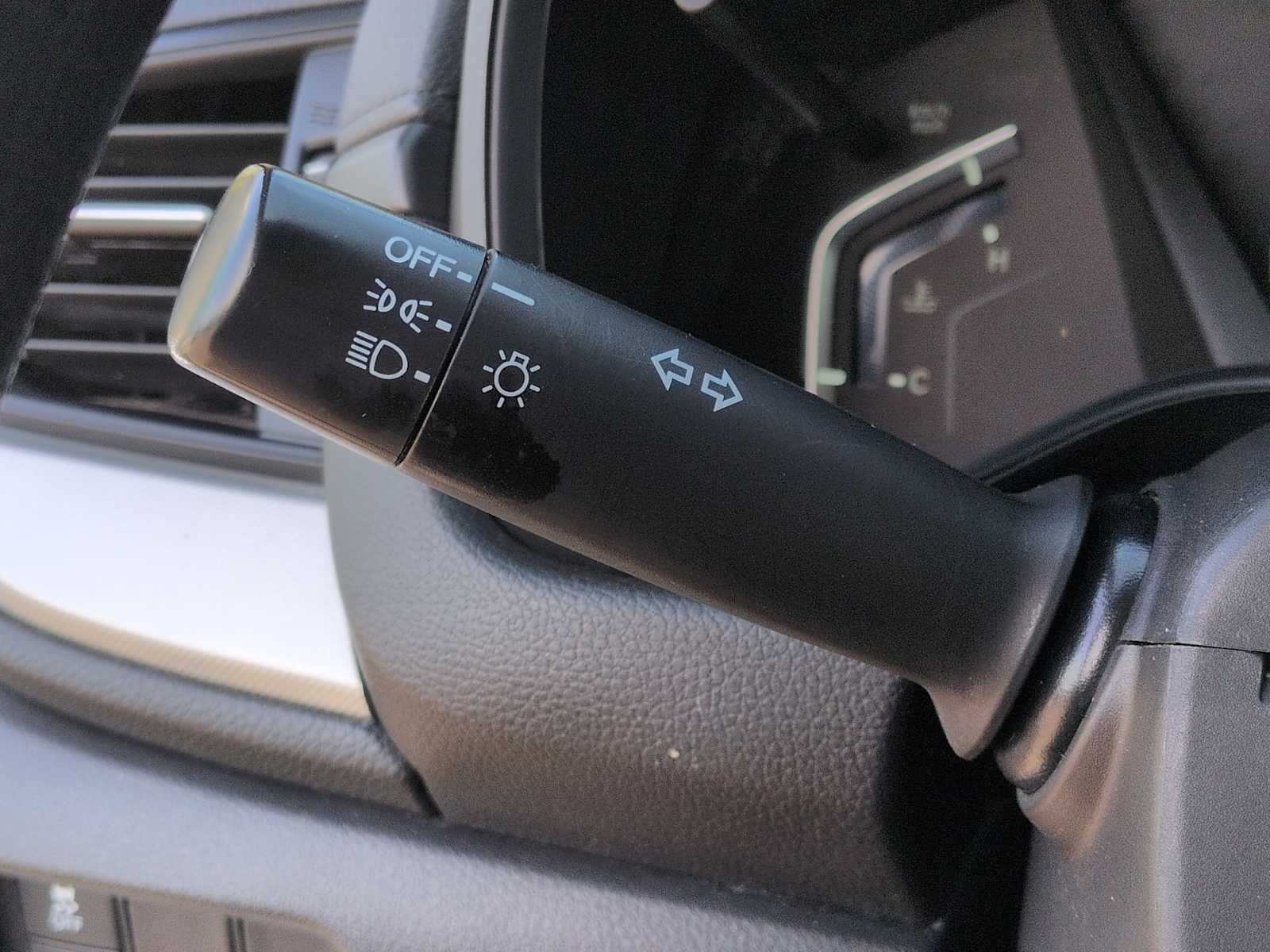 Thumbnail: 2019 Honda CR-V - 25
