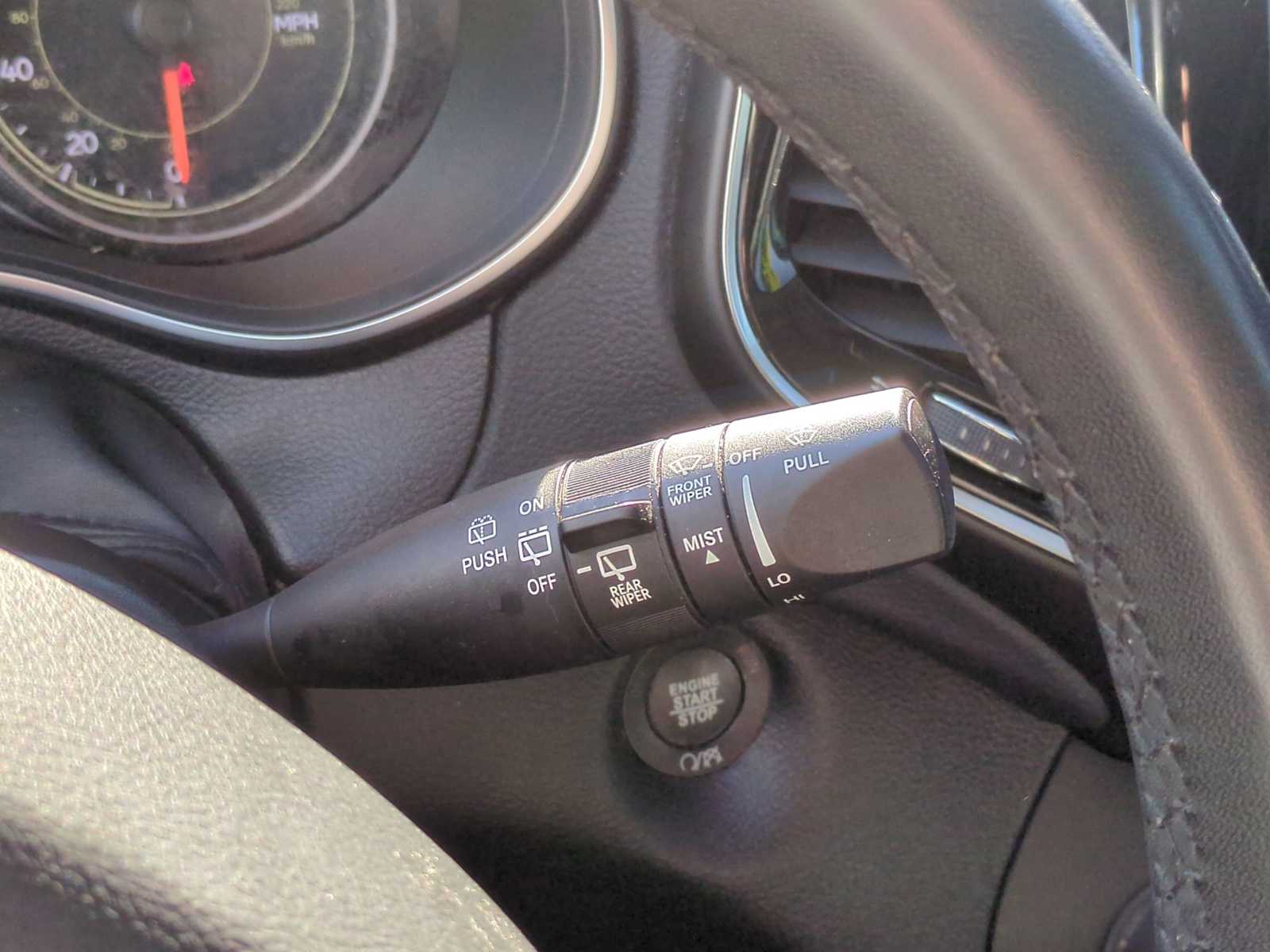 Thumbnail: 2022 Jeep Cherokee - 27