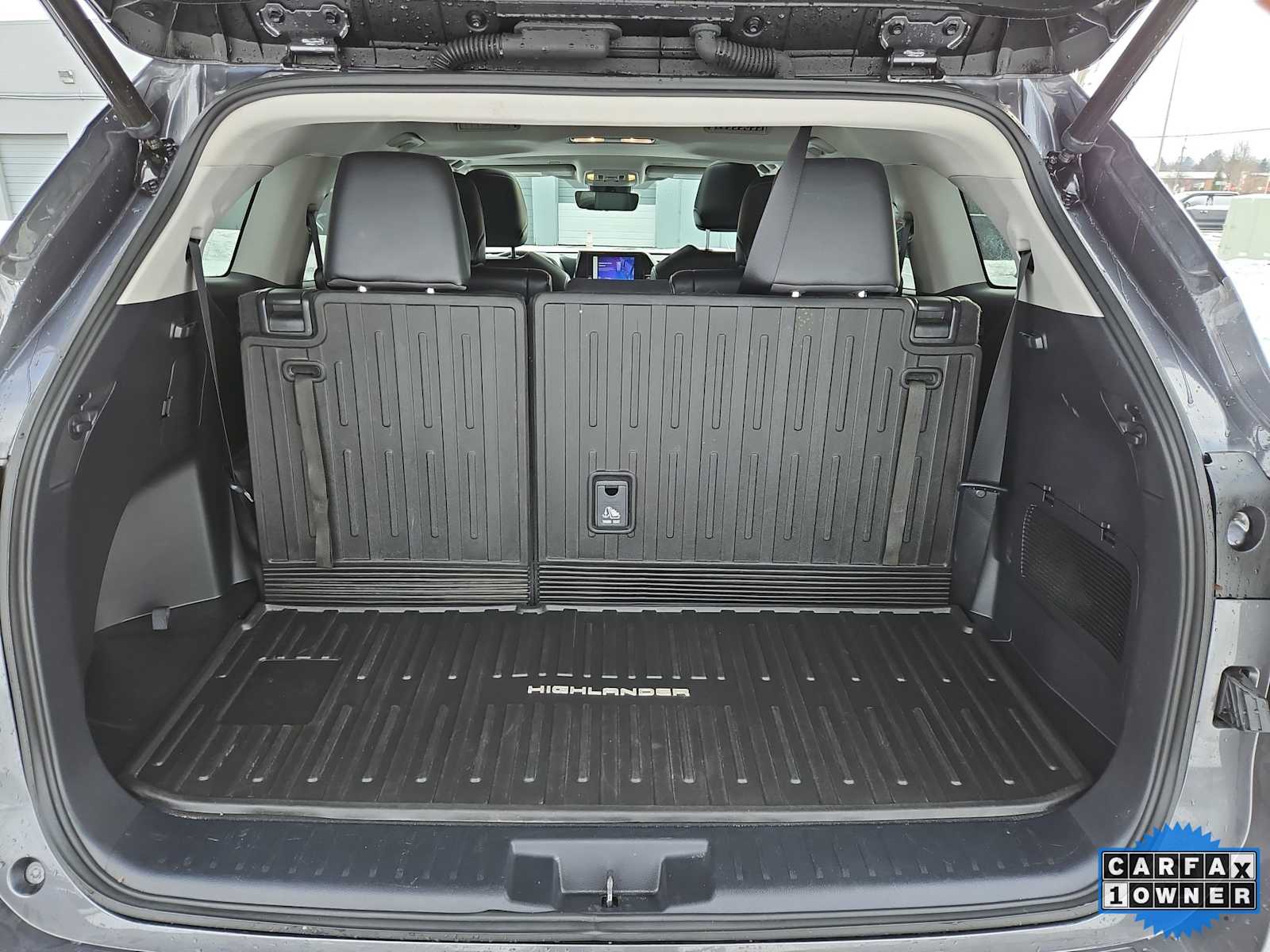 Thumbnail: 2023 Toyota Highlander - 40