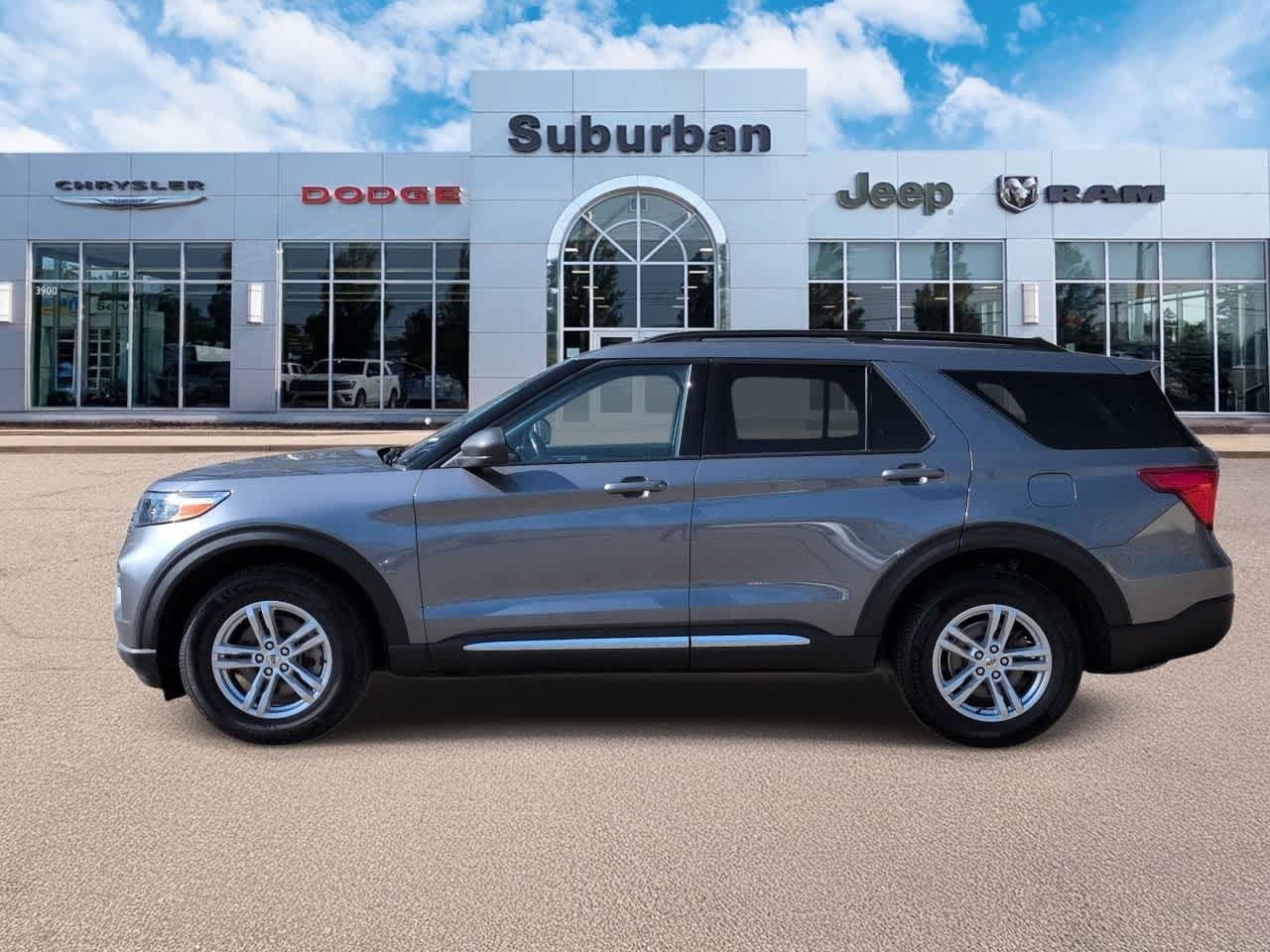 Thumbnail: 2022 Ford Explorer - 5